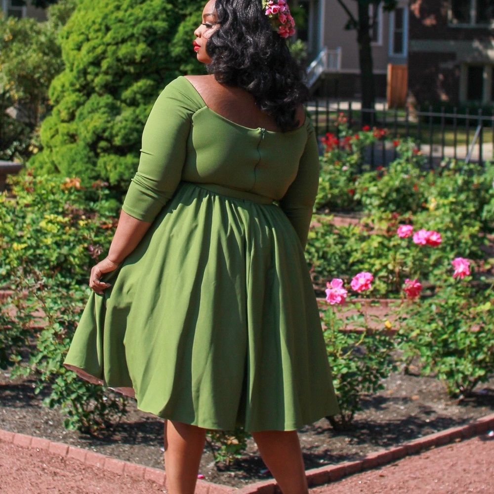 Vixen by Micheline Pitt Moss Green Starlet Swing Dress - Picture 2 of 4